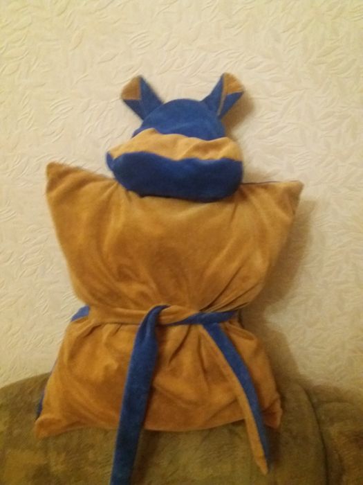 Декоративная подушка