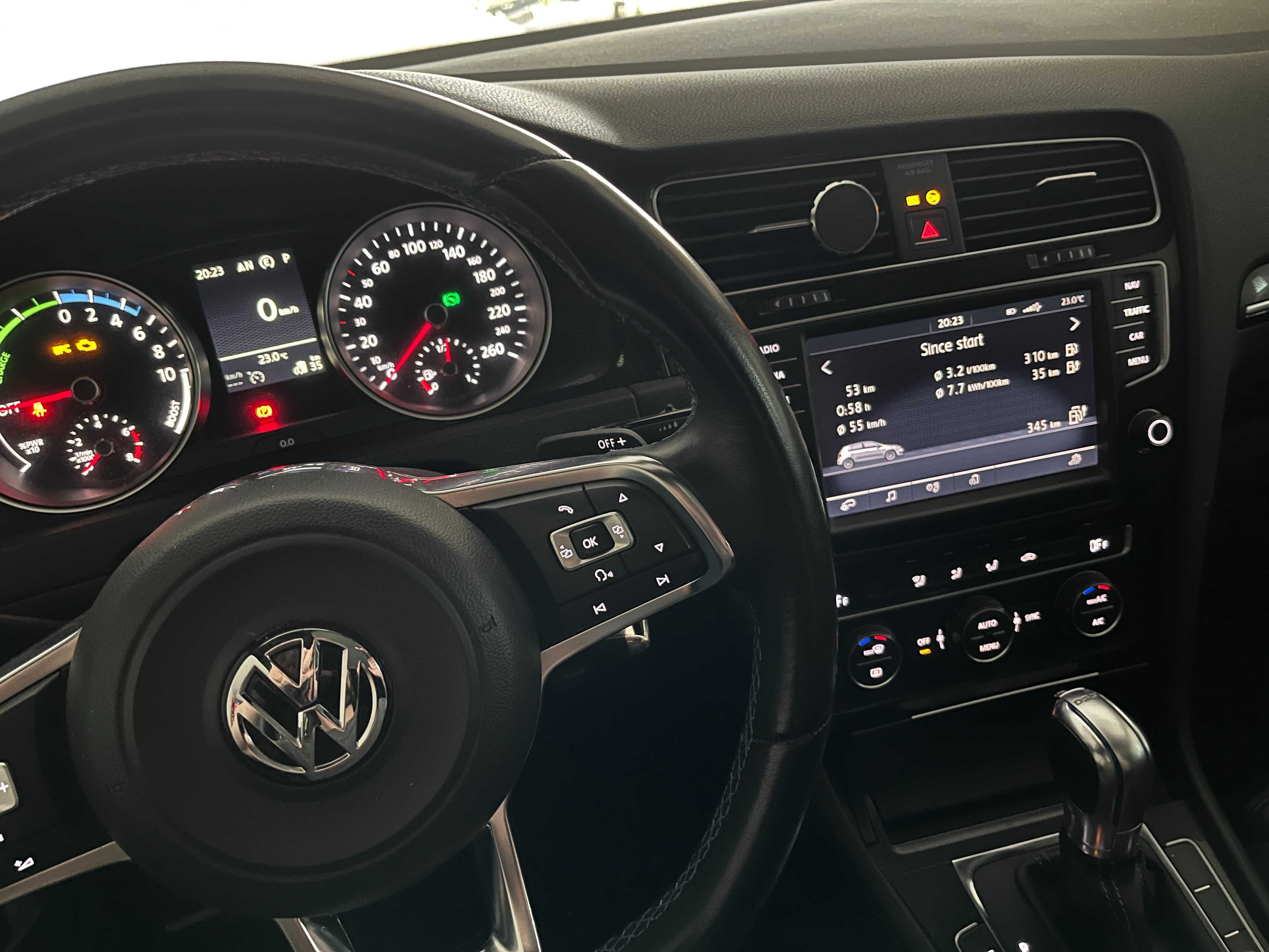 VW Golf GTE 204cv Hibrido Plug-In