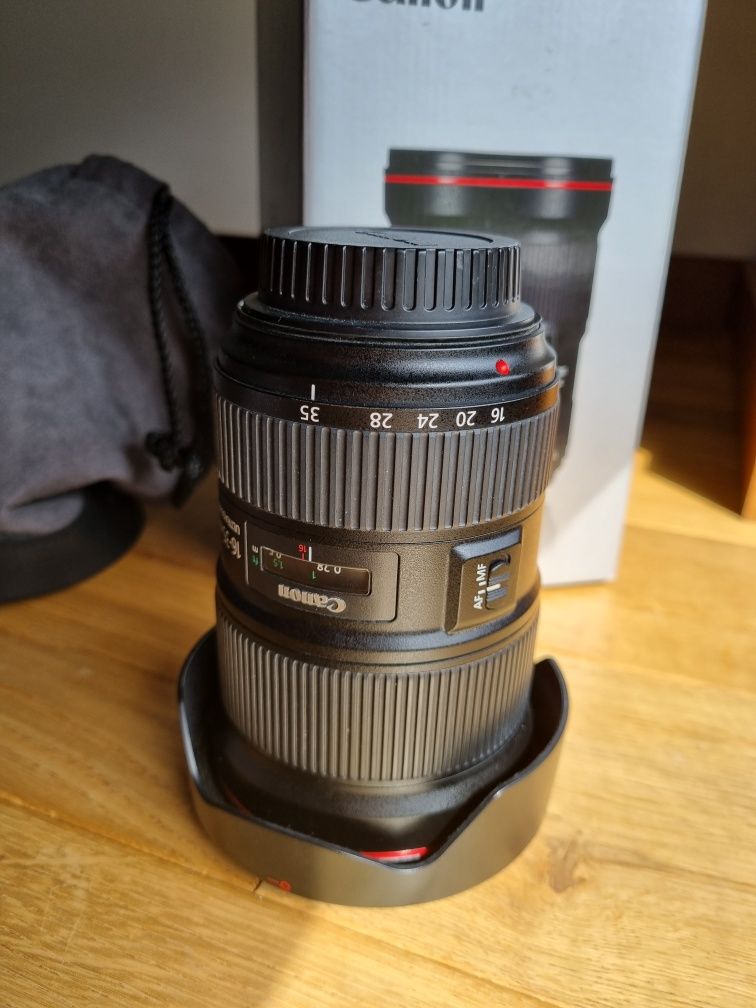 Canon EF 16-35 mm f/2.8L III USM