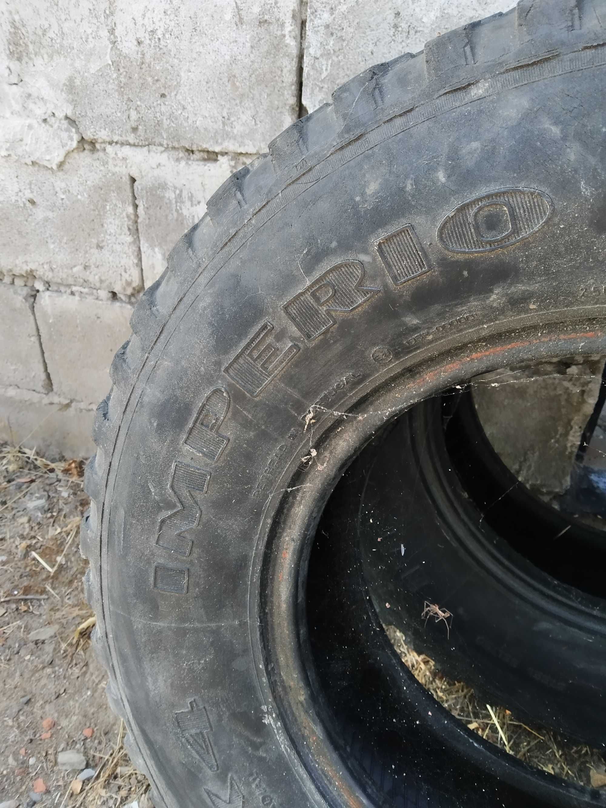 2 pneus 4x4, 235/75/15
