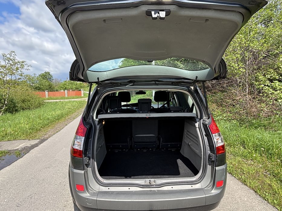 Renault Scenic Автомат 1,6 бензин