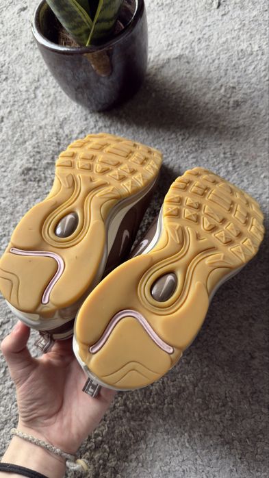 Air max 97 mulsin pink foam medium brown