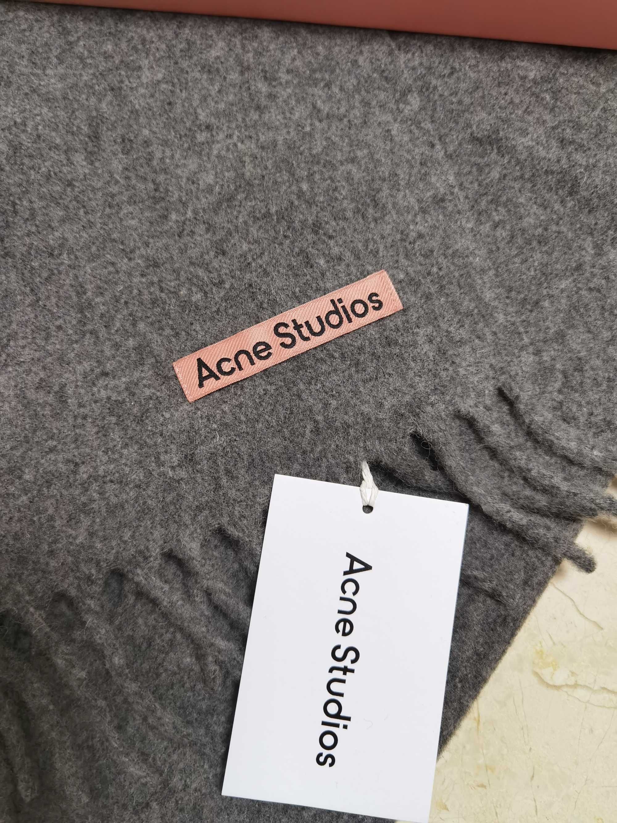 Acne studios set  шарф і шапка