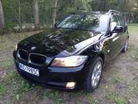 BMW E90 318i ekonomiczny, dynamiczny z 2010 roku