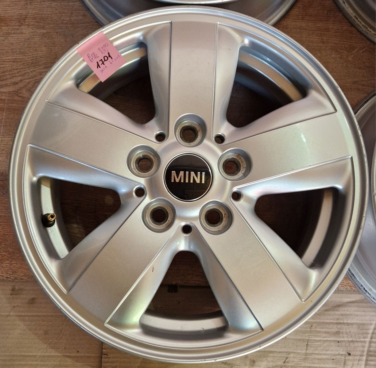 Mini Cooper One Clubman — Ковані диски R15 5x112 Оригінал