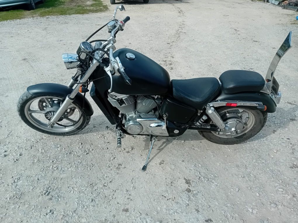 Honda shadow 1100 spspirit