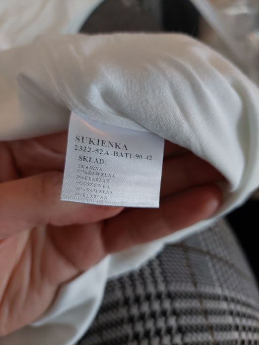 Sukienka Molton 42 biała w kwiaty