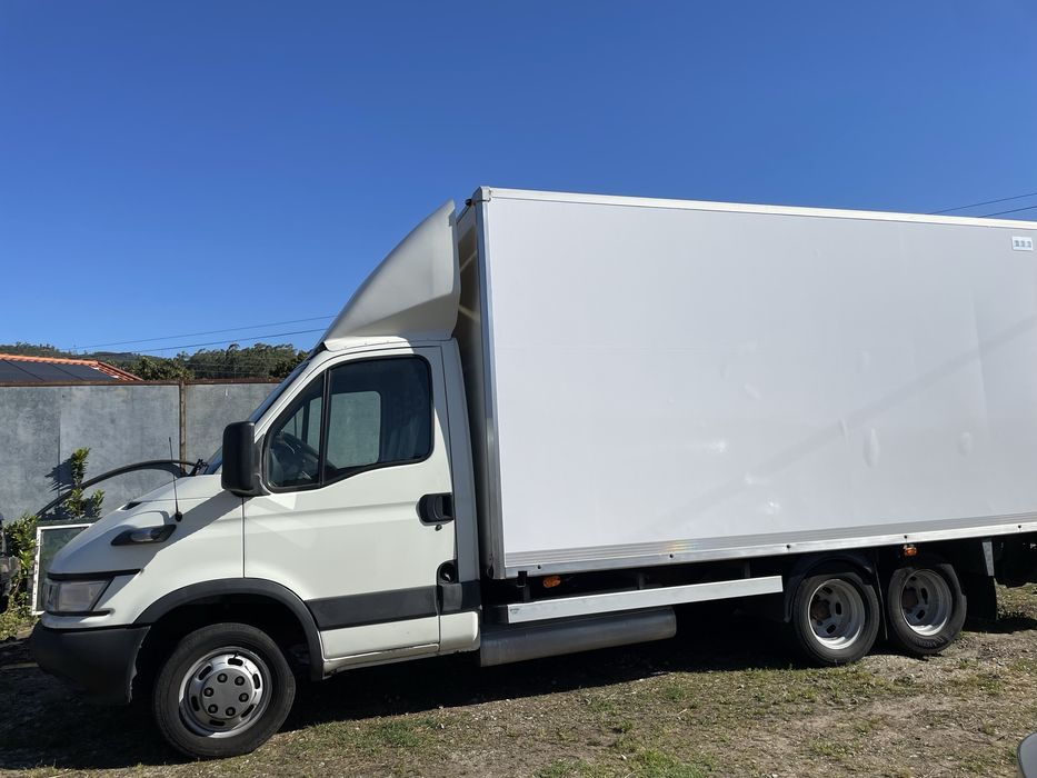 Aluguer de carrinha de mercadorias, mudancas