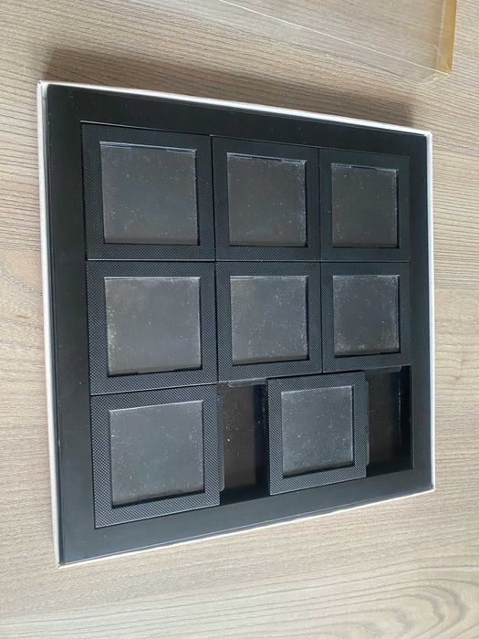 Ramka stojąca na zdjęcia obrazek w formie puzzli