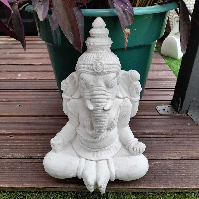 ganesha pequeno sentado