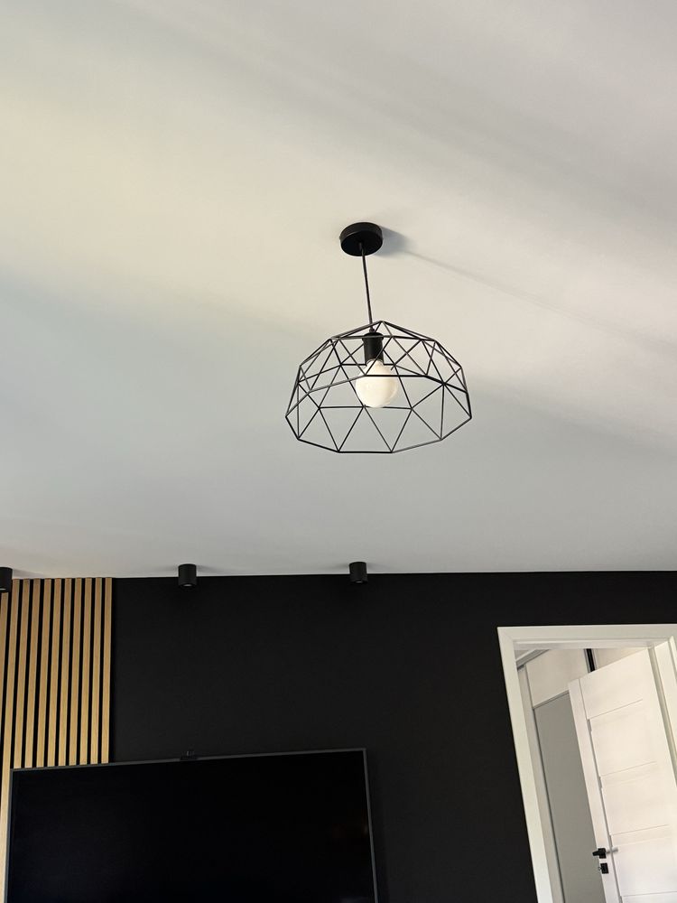 Czarny zestaw zyrandol i lampa wiszaca metalowa loft
