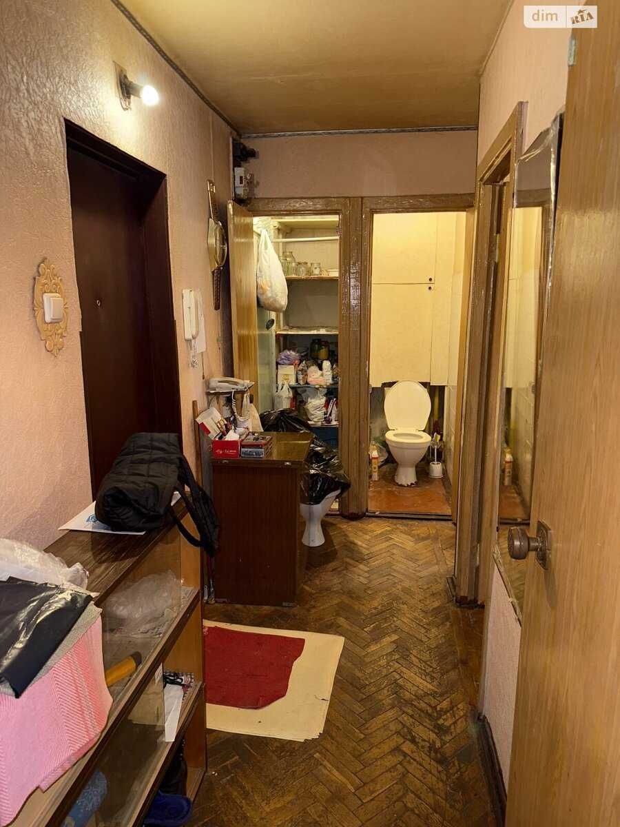 ПРОДАМ 2-х кім квартиру вул. Березняківська, 38