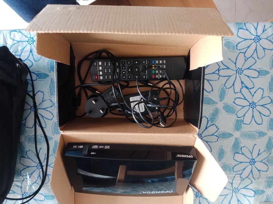Open box satélite na caixa
