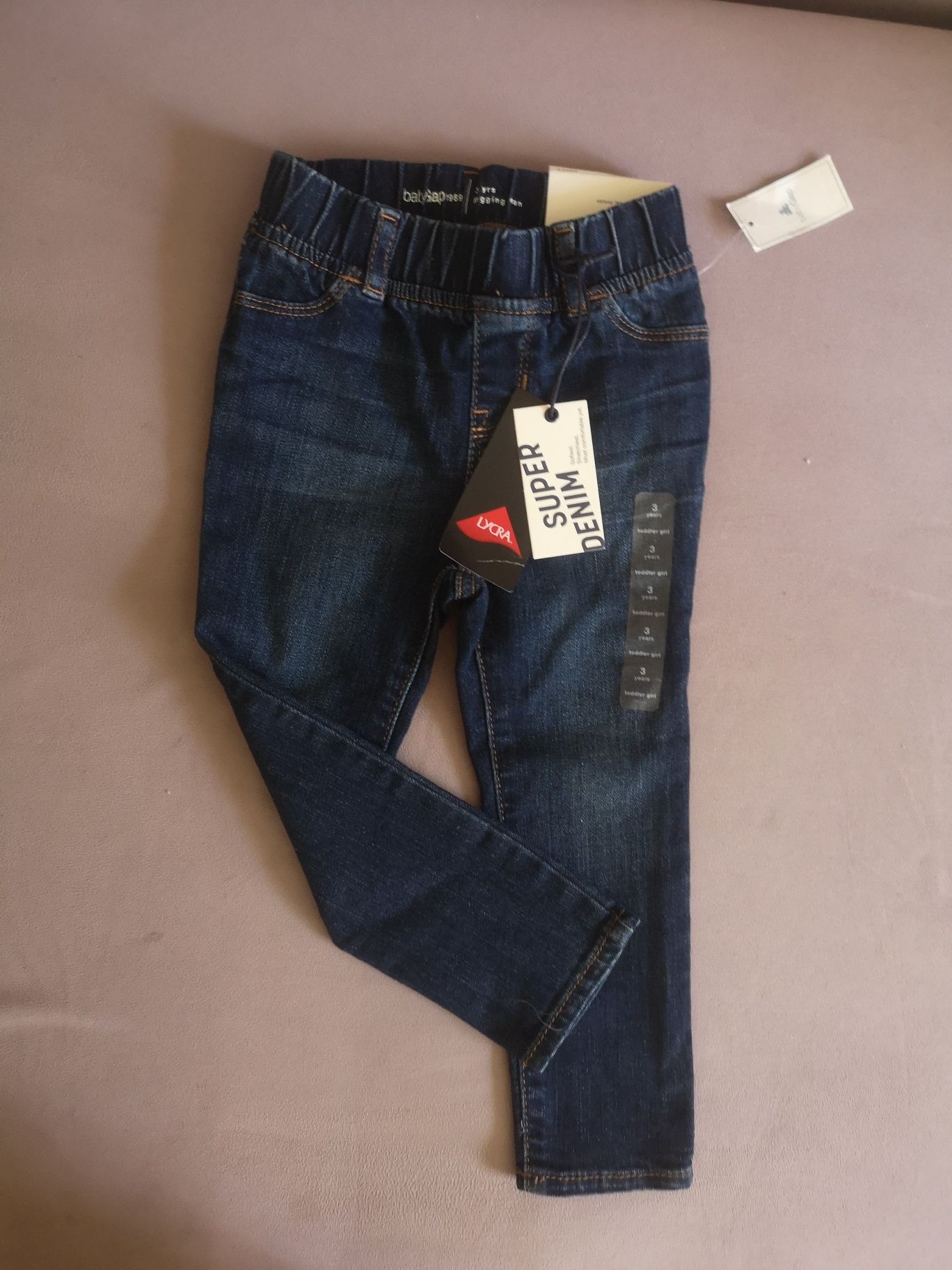 Spodnie jeansowe babyGap, 98-104 cm, dziew. 3 lata, nowe