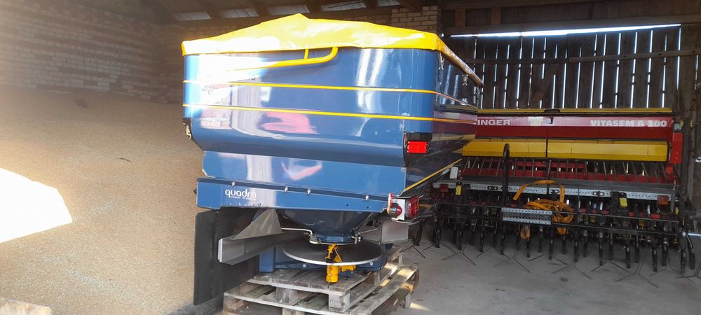 Rozsiewacz Bogballe M2 KRM ( axis, mds,vicon)