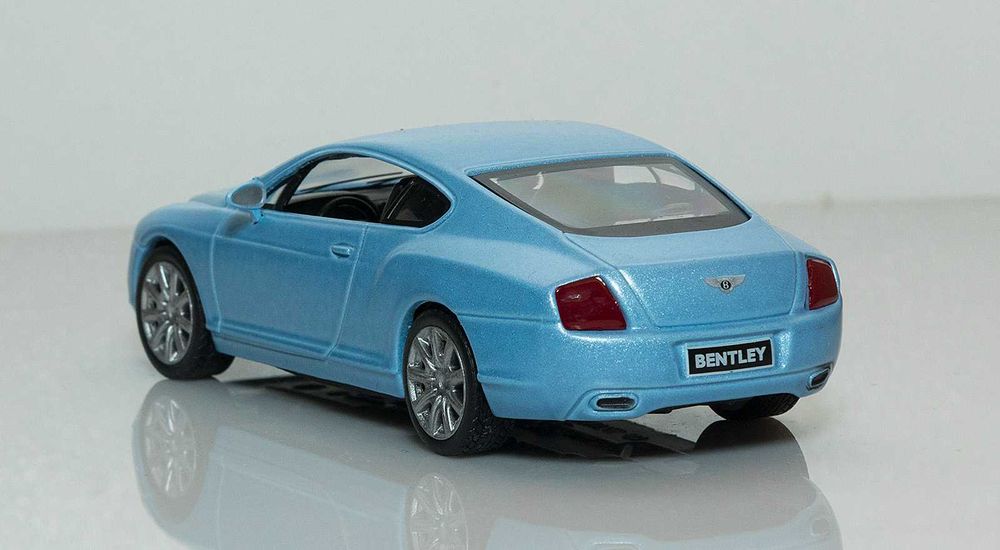 Суперкары, Bentley Continental GT