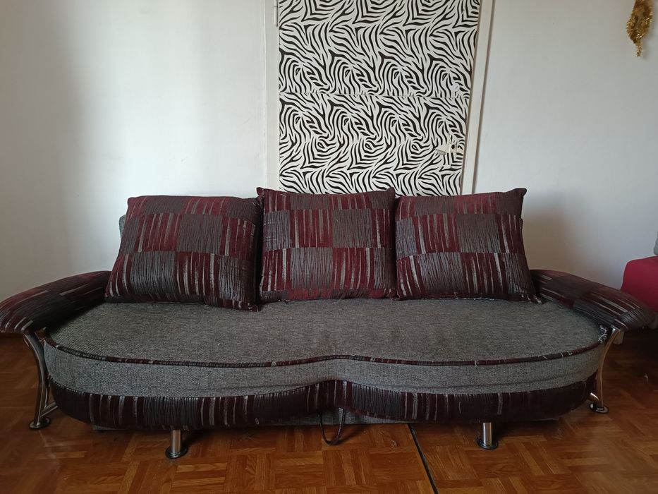 Kanapa szaro bordowa