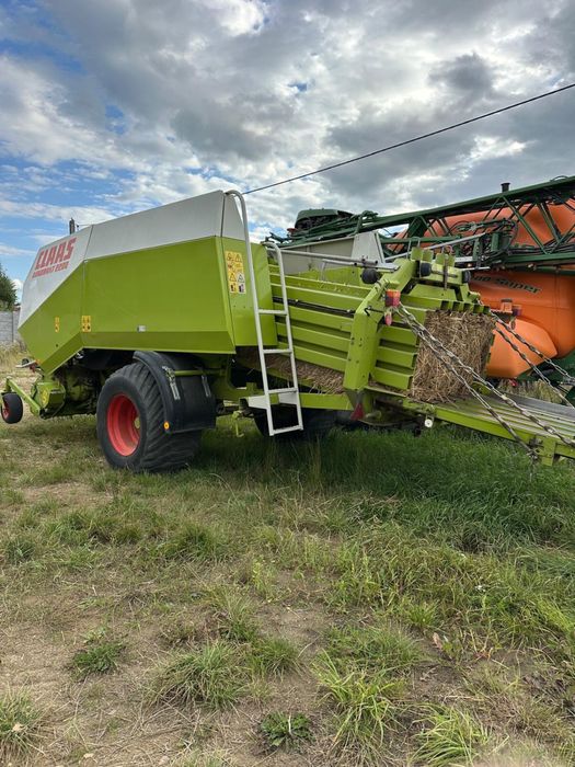 Prasa CLAAS QUADRANT 2200 Prasa duża kostka
