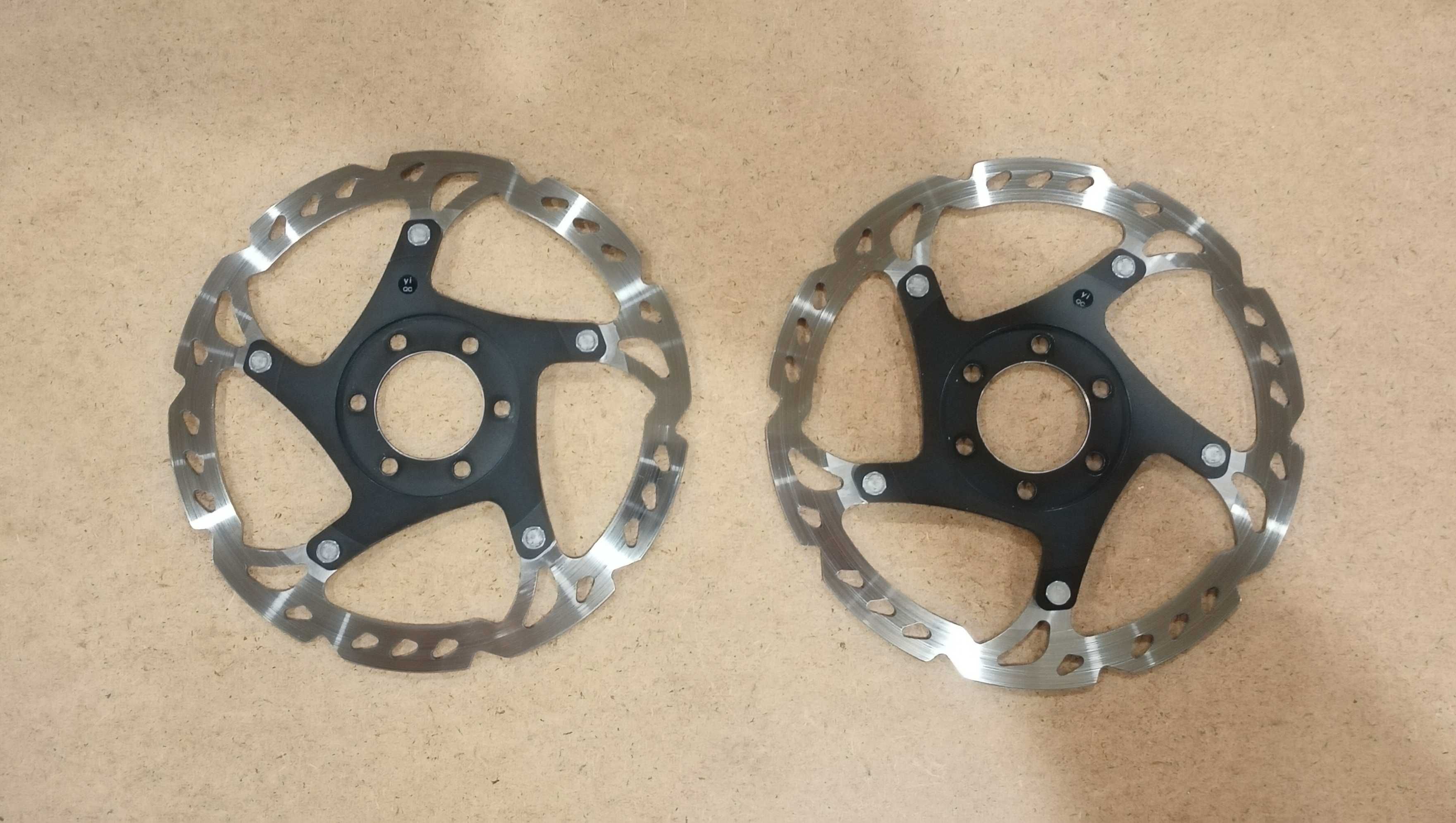Ротора Shimano Deore XT SM-RT76 160 мм. / цена за пару