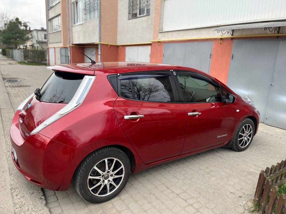 Електрокар Nissan Leaf