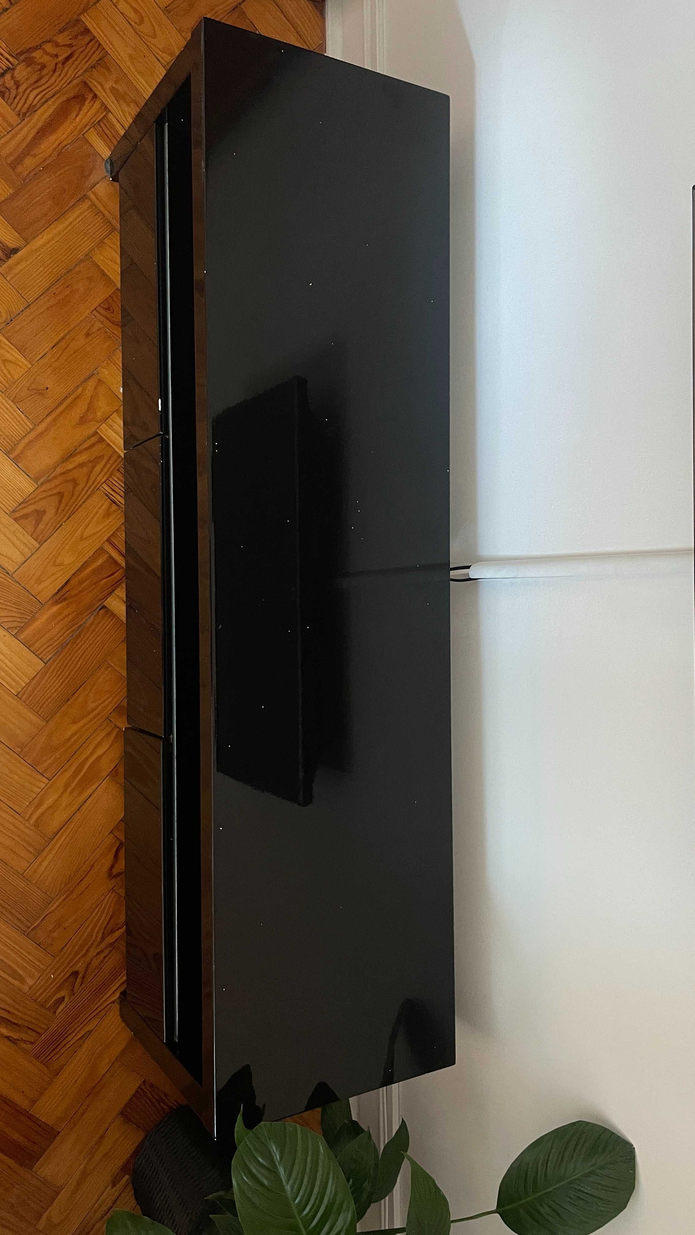 Móvel de Televisão preto IKEA