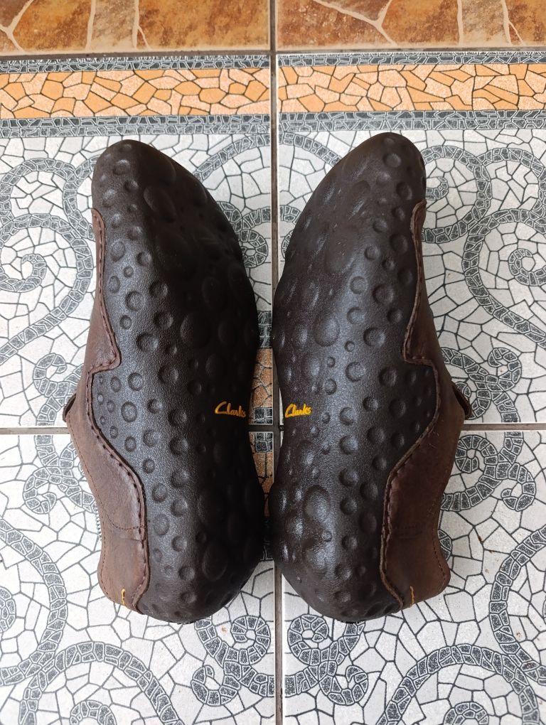 Clarks 41p. Чоловічі кросівки мокасини.