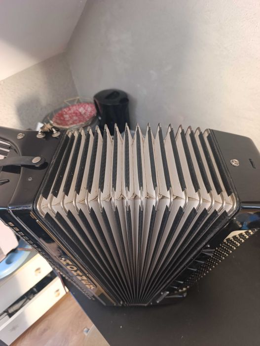 Akordeon Hohner Verdi 1