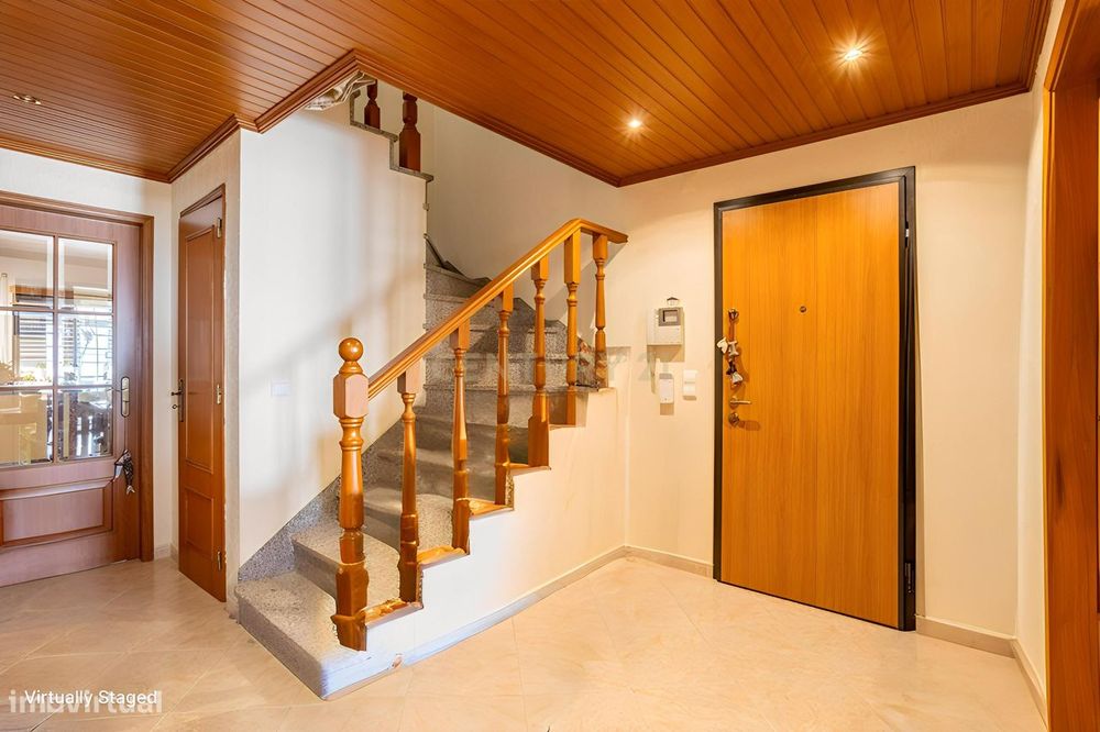 Duplex T3+2 c/ garagem no Samouco