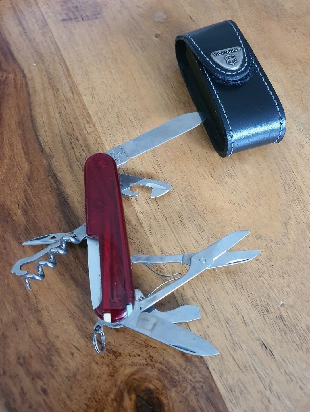 Victorinox swiss flame