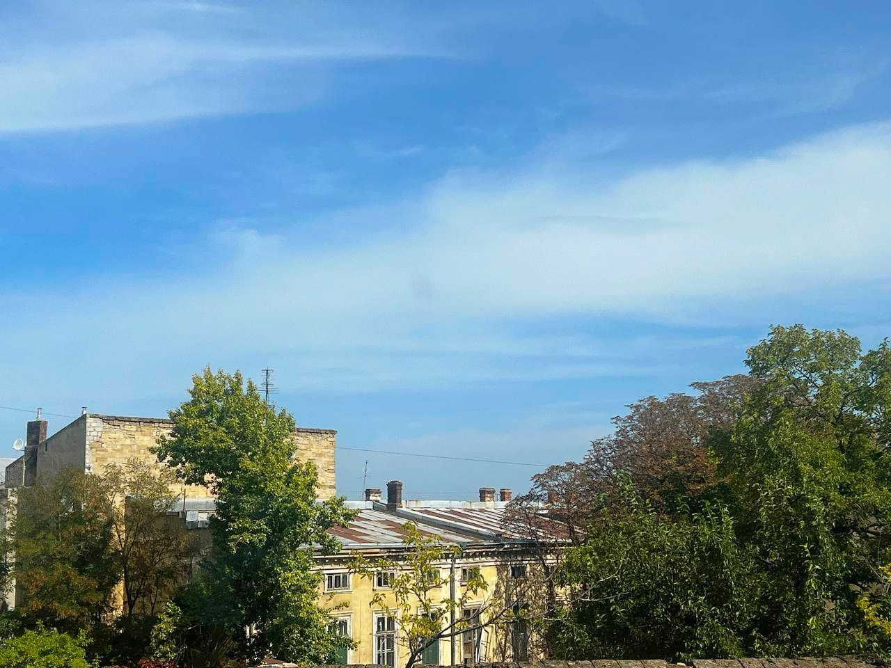3 комн. квартира пер. Чайковского возле Оперного Театра Центр