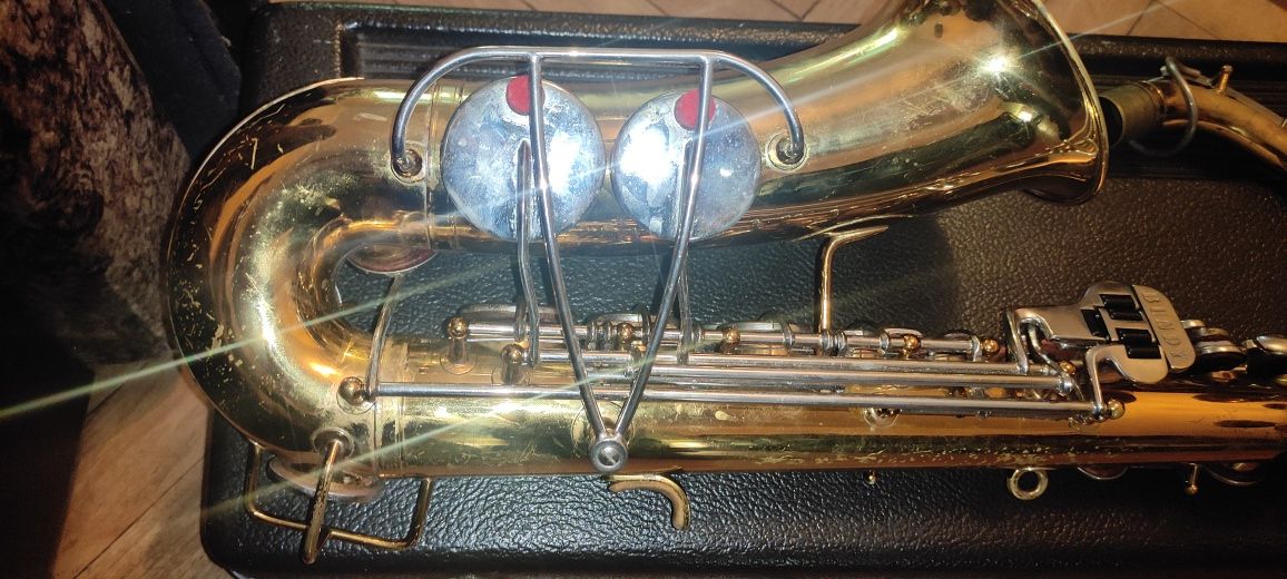 Саксофон альт Selmer Bundy + Мундштук ESM