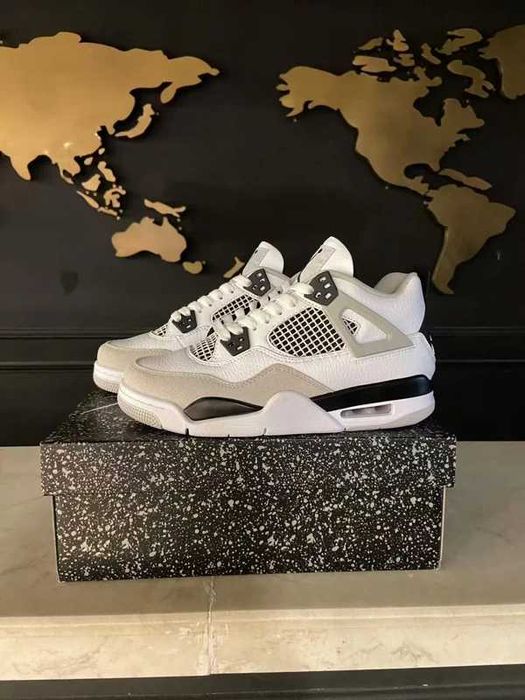 Jordan_4_Retro_Military_Black R.41