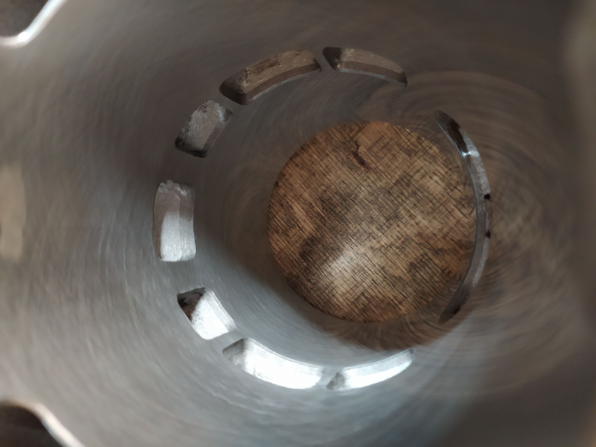 Tulejowanie cylindrów,szlif cylindra,regeneracja wałów,honowanie