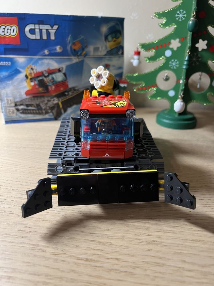 Оригінальне Lego Снігоприбиральна машина, без упаковки з інструкцією.