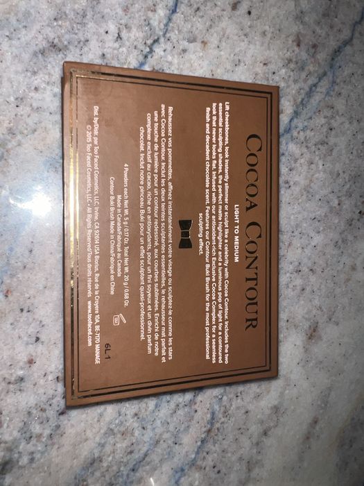 Paleta do konturowania Cocoa Contour Chiseld to Perfection Too Faced
