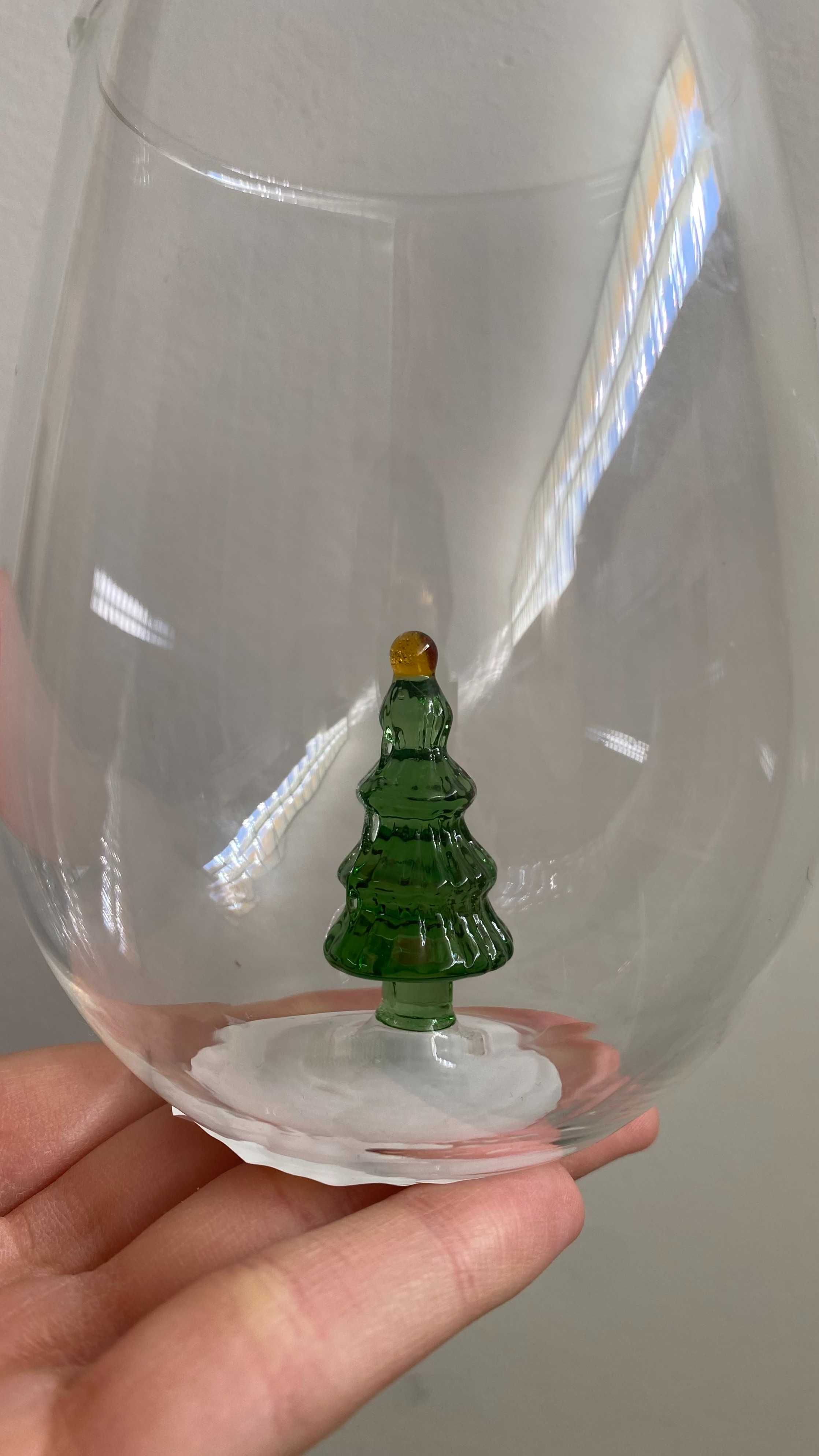 Copo de vidro com árvore de Natal / christmas tree / arbre de Noël