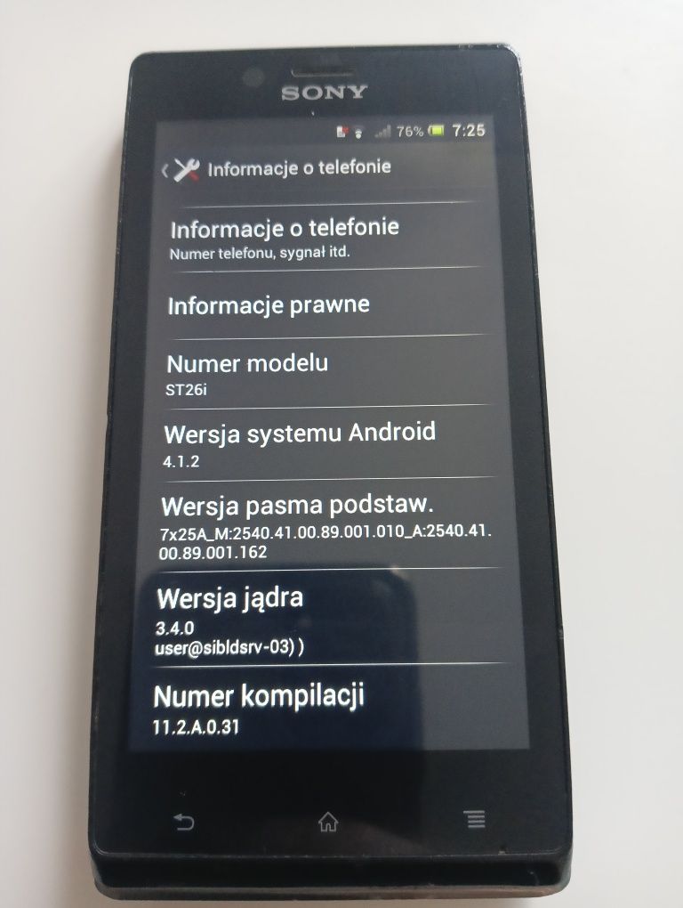 Sony Xperia J ST26i Czarny