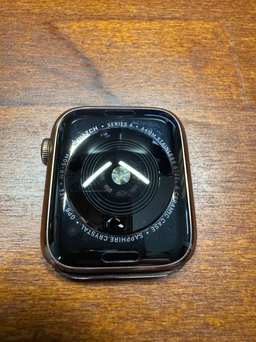 Apple Watch 4 złoty