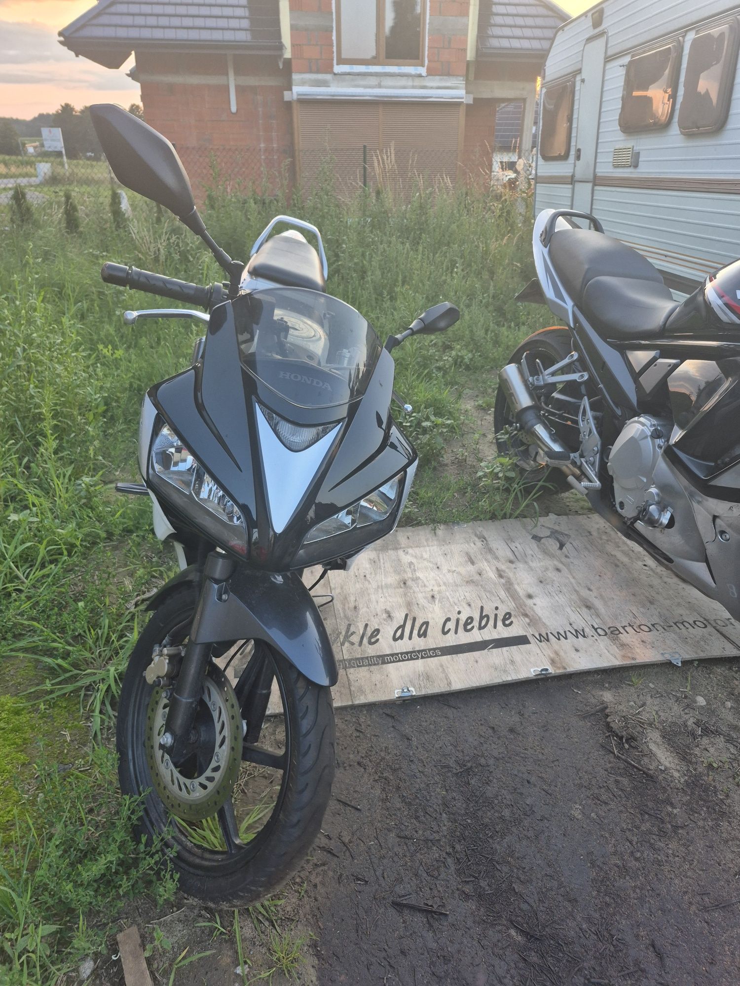 Motocykl Honda CBR 125R