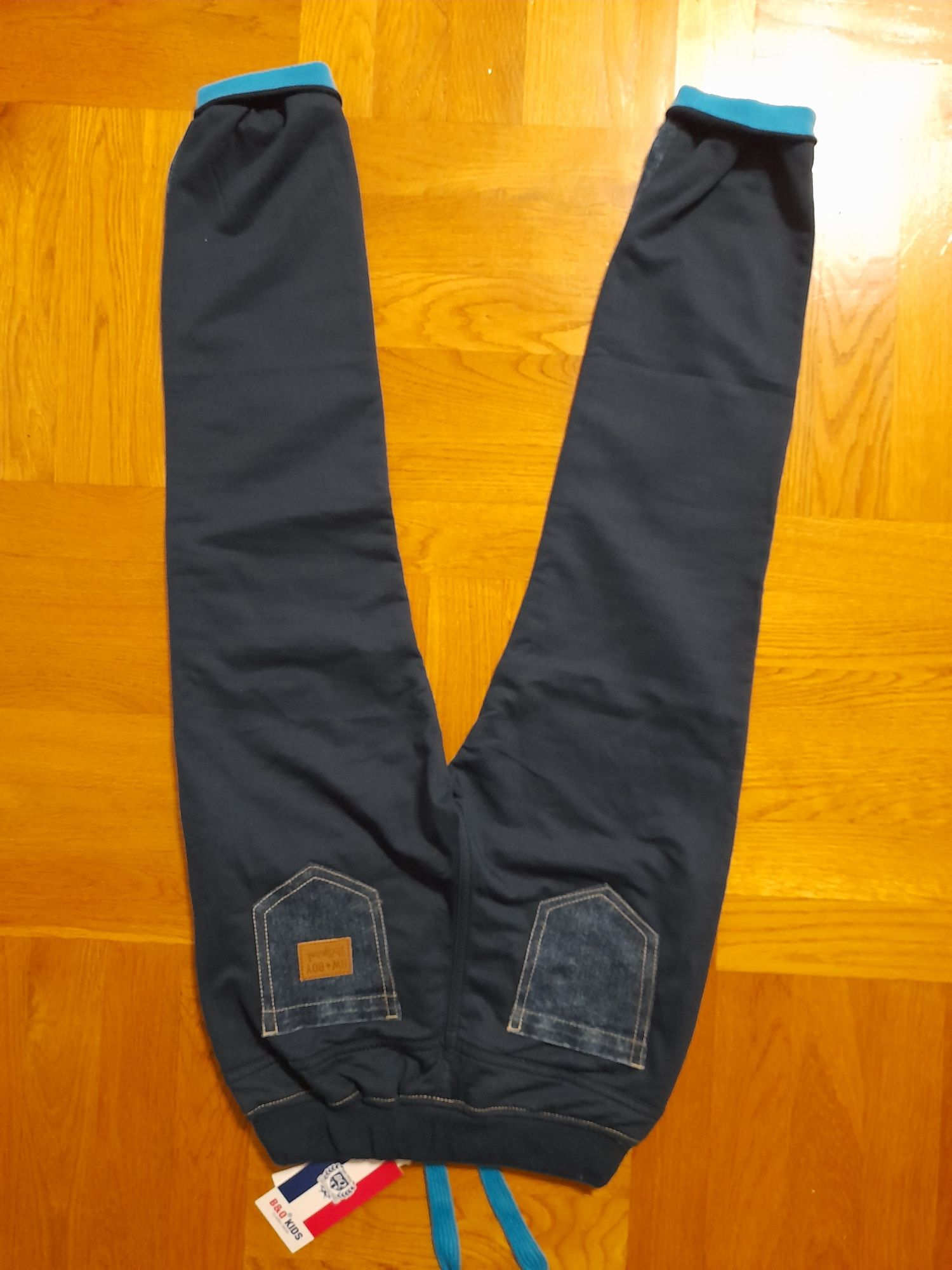 Nowe z metką chłopięce spodnie r. 152/158 jeans + dres joggery guma
