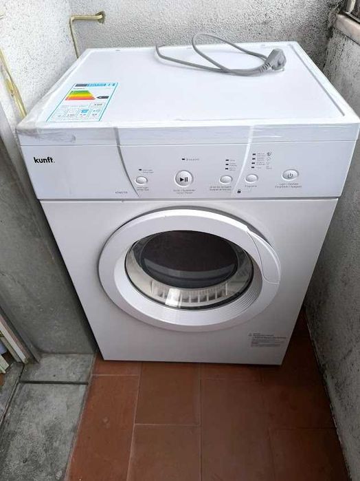 Máquina de Secar Roupa