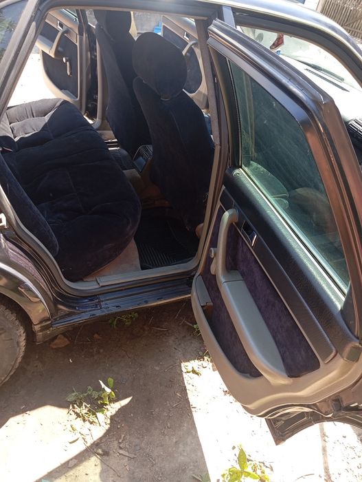 Продам ауді А6 ц4 в нормальному стані.