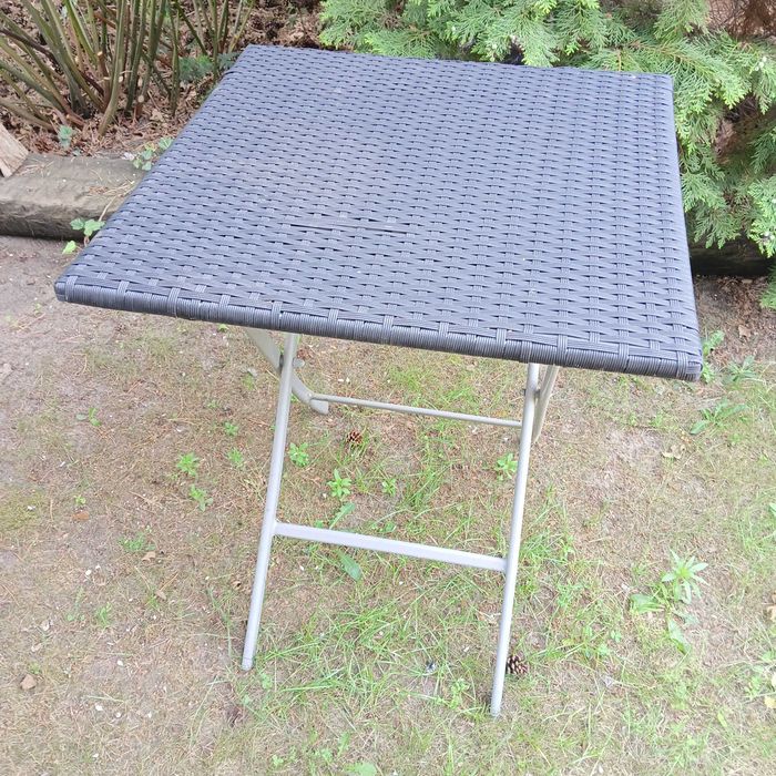 Stolik na balkon, taras z techno rattanu - składany.