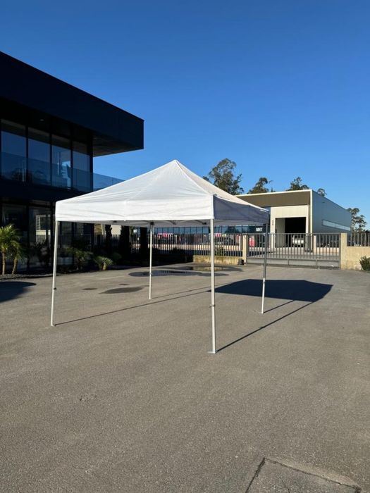 Tenda Pop-up para todo o tipo de utilidade