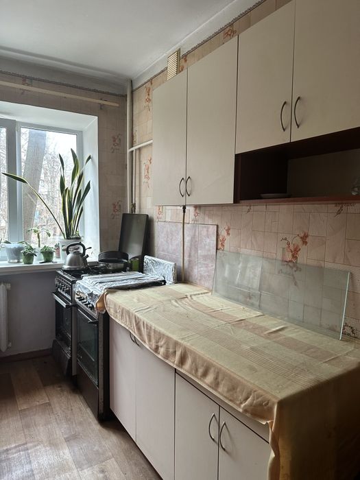 Сдам 1 комнату в коммуне Среднефонтанская /Гагарина пр ЖД кассы Центр