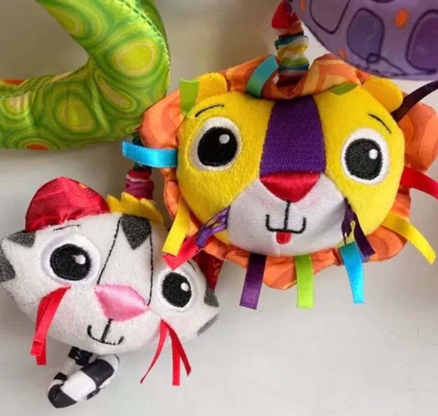 Tomy Lamaze Kolorowa Spirala,  aktywizującą gryzak, na łóżeczko  wózka