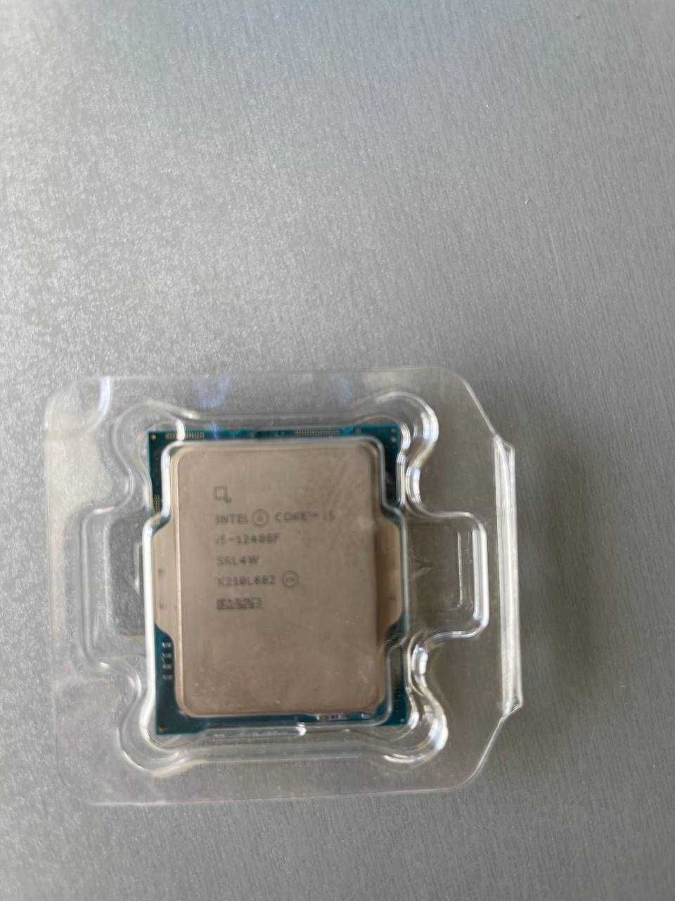 Процесор Intel Core i5-12400F 2.5GHz/18MB
