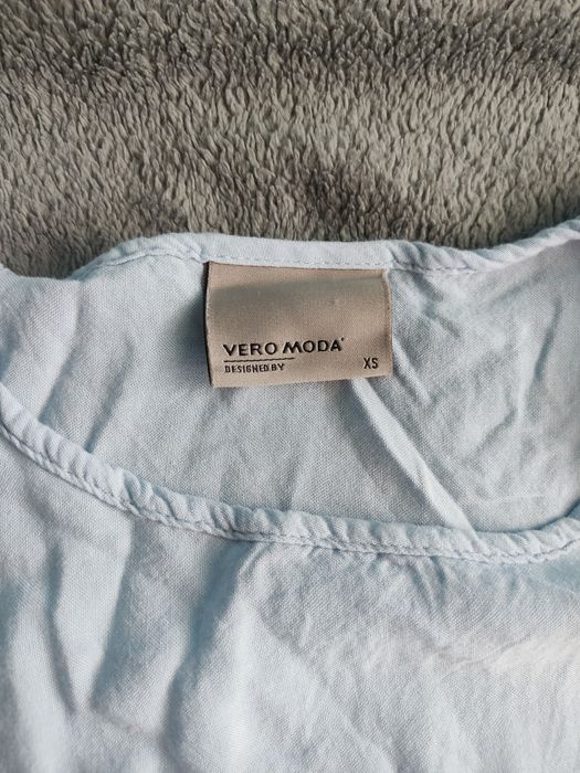 Jasnoniebieski t-shirt