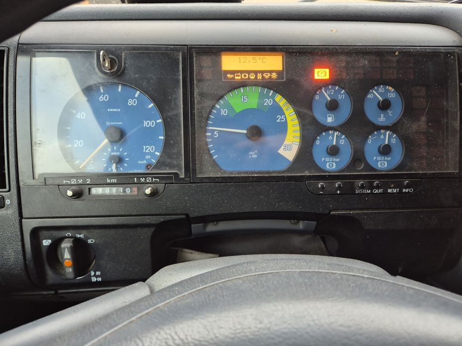 Mercedes Atego 817 (specjalny) Zestaw