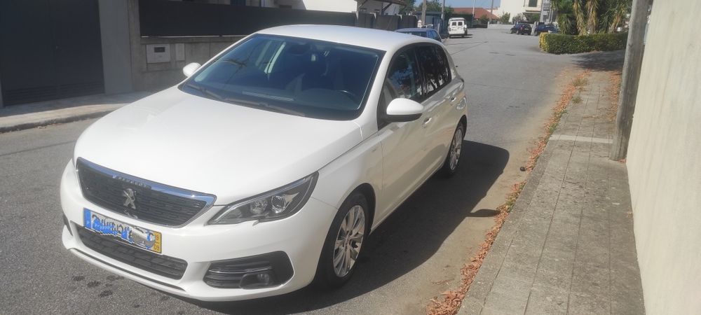 Peugeot 308 1.5 HDI 100 cv